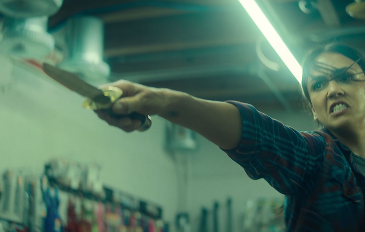 Trigger Warning su Netflix il film in cui Jessica Alba uccide e fa battutacce come un uomo