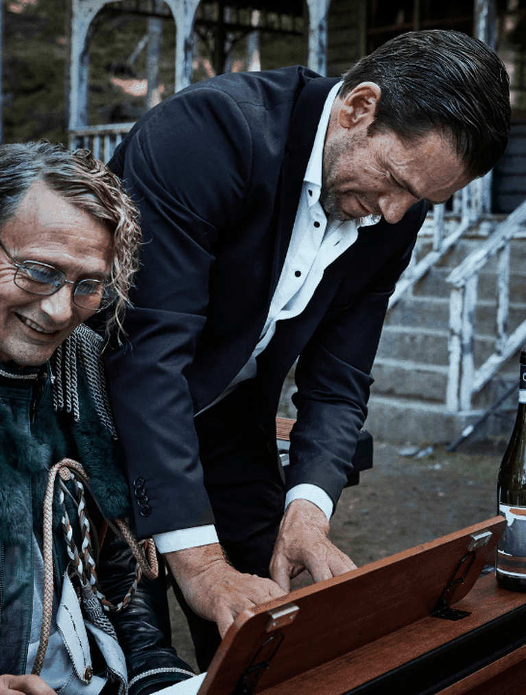 Mio fratello e un vichingo: che sia folle, sullo spettro o affetto da un taglio di capelli terribile, Mads Mikkelsen non sbaglia mai