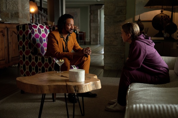 Pluribus si prende tutti i rischi possibili pur di essere la grande serie che è 