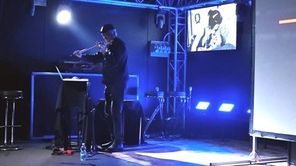 Nekromantik a Milano: morte e amore nel culto underground 