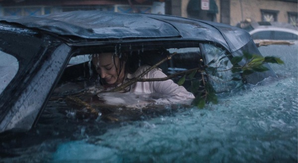 THRASH - Furia dall&rsquo;Oceano: uragano e squali, ma non &egrave; Sharknado 