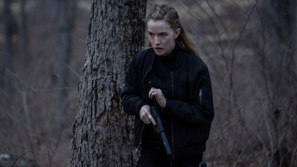 Alarum: Sylvester Stallone guest-star in un action che naviga nella mediocrità