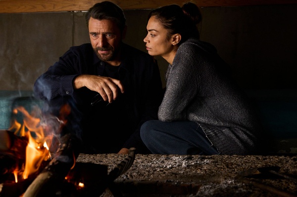 Gioco pericoloso, ma il pericolo è la noia: la recensione del thriller italiano che proprio non ce la fa a essere sensuale