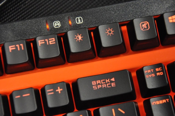 Rapoo presenta la nuova tastiera meccanica V500S