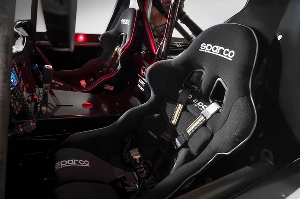 Sparco e Thrustmaster uniti per la conquista del mercato racing