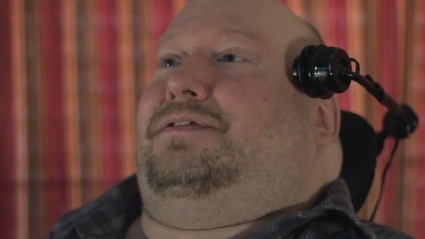 NoHandsKen: l'uomo a cui Twitch ha dato una seconda vita