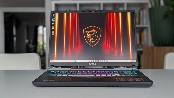 MSI Vector 16 HX AI A2XWHG-200IT, recensione: un notebook gaming che non teme il futuro