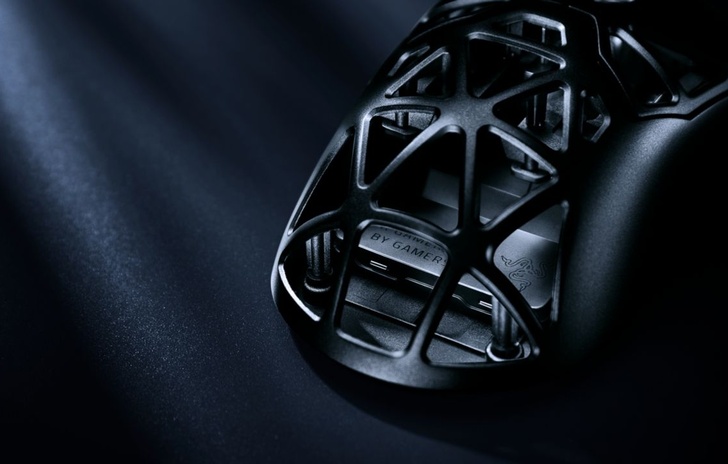 Viper Mini Signature Edition Mouse ultra leggero da Razer