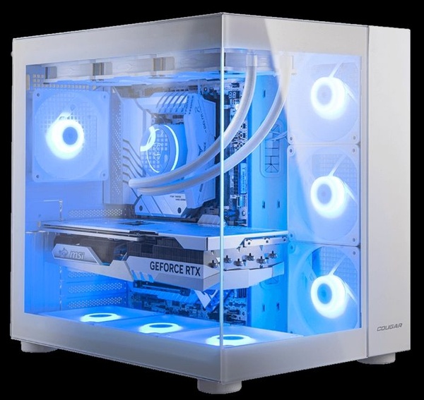 FV150 RGB e lo chassis trasparente ad "acquario" di Cougar