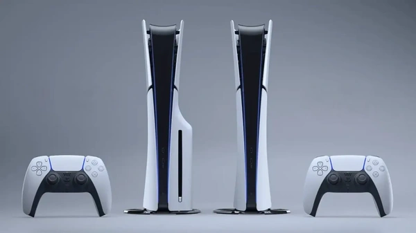 PlayStation 5 Slim disponibile nei negozi da domani 24 novembre 