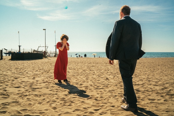 Nonostante, recensione: Mastadrea da regista osa una storia “poco italiana”, ma è vittima della malinconia romana