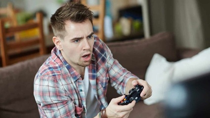 Gli rubano in casa, non se ne accorge perche gioca alla PlayStation