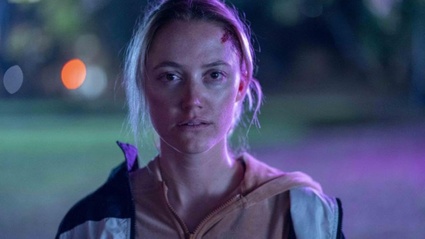 In Cold Light - Trailer del thriller con Maika Monroe