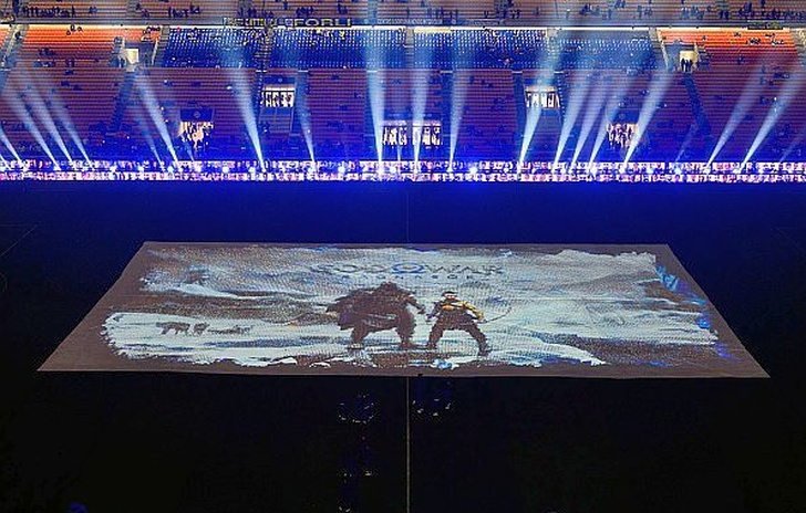E a centrocampo Sony schiera Kratos e Atreus 