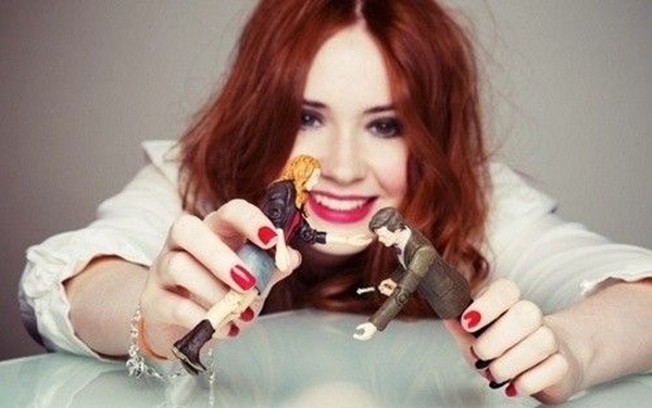 Karen Gillan e la sua testa pelata per Guardiani della Galassia