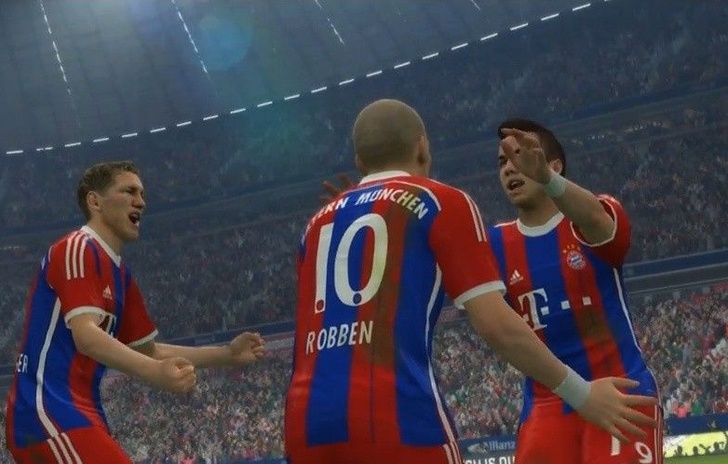Trailer di lancio e tutte le licenze di PES 2015