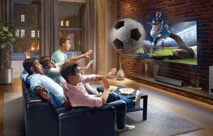 Pronti per la coppa del mondo Creative vi aiuta a ricreare lo stadio nel vostro salotto