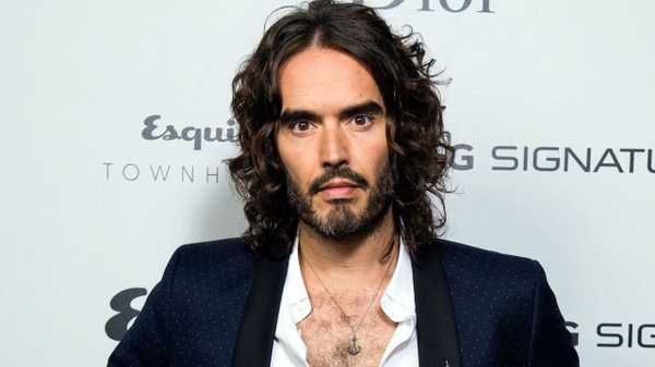 Russell Brand - Il Sunday Times e le accuse di violenza sessuale