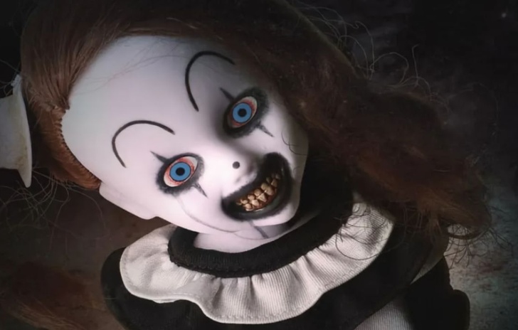 Terrifier Bambola da collezione anche per la Little Pale Girl