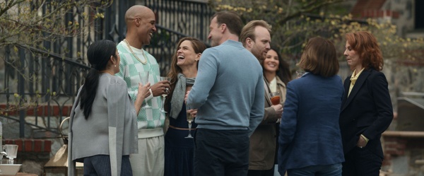 Your Friends & Neighbors, quando amici e vicini diventano estranei