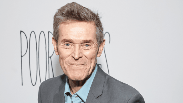  Povere Creature Willem Dafoe racconta il set con Lanthimos ed Emma Stone Non si atteggia mai da diva è bello lavorarci assieme