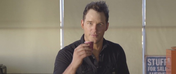 Chris Pratt e i suoi consigli: recitare da ubriachi e non abusare di droghe