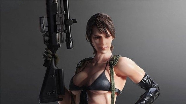 Kojima e tornato e ci mostra le tet.... l'action figure di Quiet