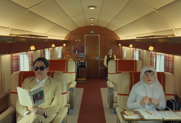 La trama fenicia, recensione: Wes Anderson in cerca di redenzione trova Dio (ma è Bill Murray)