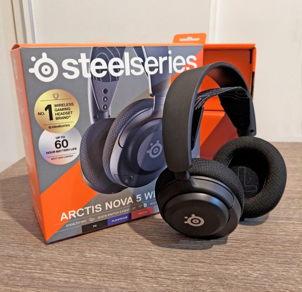 Arctis Nova 5 Wireless: la recensione per il nuovo headset di Steelseries!