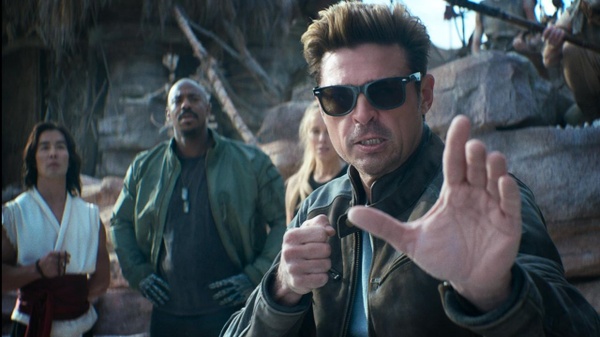 Mortal Kombat 2: Johnny Cage al centro con Karl Urban