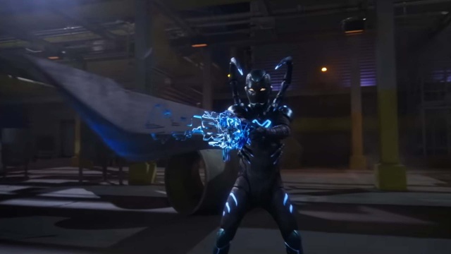 Blue Beetle tutto quello che sappiamo un nuovo supereroe e unantica reliquia di biotecnologia aliena