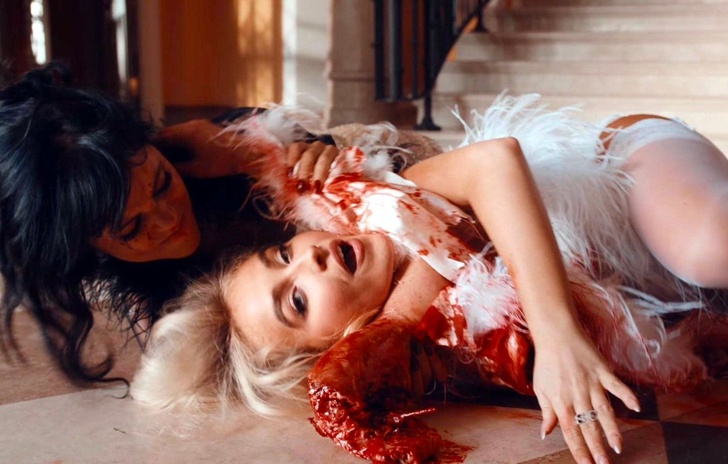 Taste Musica e sangue con Jenna Ortega e Sabrina Carpenter