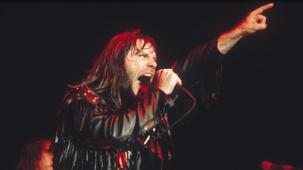 Bruce Dickinson racconta Burning Ambition: "Il documentario sugli Iron Maiden rischiava di non funzionare"