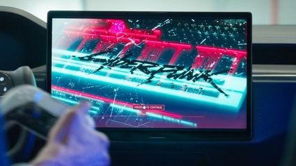 Steam gira anche sulle Tesla