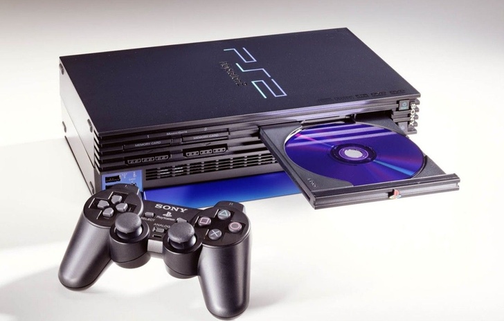 PlayStation 2 compie 15 anni
