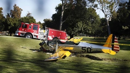 Harrison Ford si schianta con il suo aereo: e grave [UPDATE]