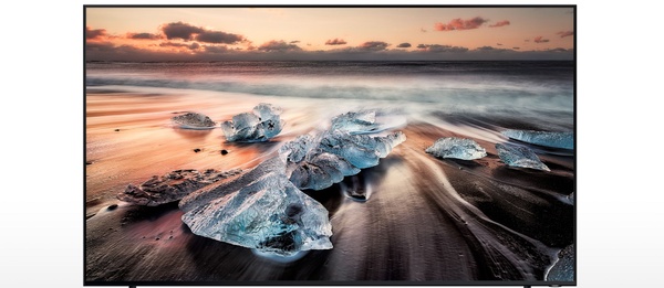 Samsung presenta il suo primo modello di TV 8K