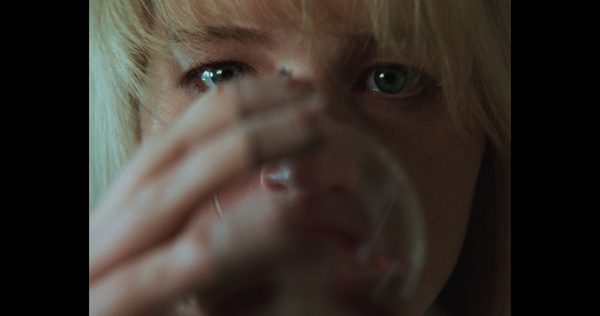 Die My Love è il grande ritorno di Jennifer Lawrence in un film volutamente sgradevole