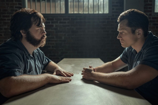 Black Bird, recensione: padri e serial killer nell'ultimo, grande ruolo di Ray Liotta