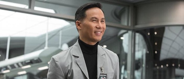 Intervista al Dr. Wu e clip in italiano per Jurassic World