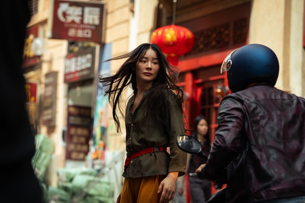 La città proibita, recensione: come Gabriele Mainetti regista di mazzate in Italia nessuno mai