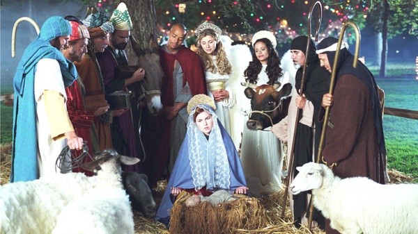 Il Natale è più bello con le sitcom: gli episodi da riguardare ogni anno