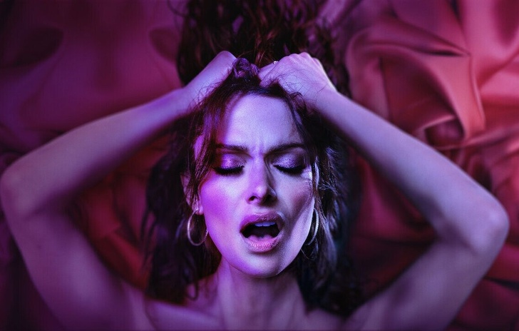 Sarah Shahi di SexLife non vuole più lavorare per Netflix
