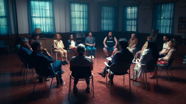 27 notti: una storia vera riletta in forma di tragicommedia 