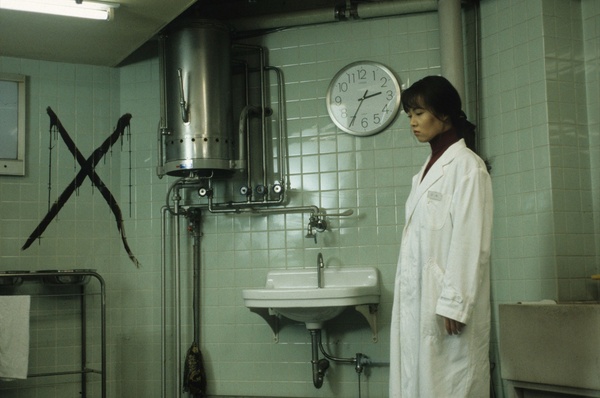 Cure arriva nelle sale dopo quasi 30 anni d’attesa, ma rimane inquietante e strepitoso come il primo giorno