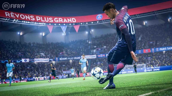 Fifa 19 resiste all'assalto della Forza