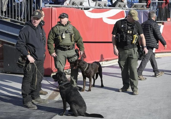 Una sparatoria al torneo di Madden causa tre morti e undici feriti