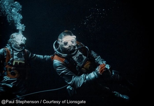 Above the Below - Idris Elba intrappolato negli abissi