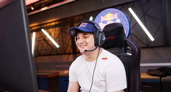 Bannato dai tornei di Warzone, guardave ragazze in bikini prima dei match