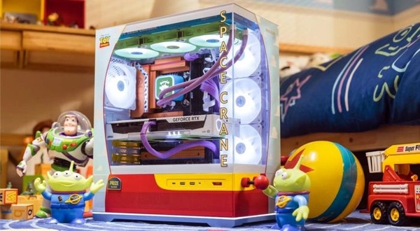 MAG PANO Toy Story Edition - PC gaming ispirato al film Pixar